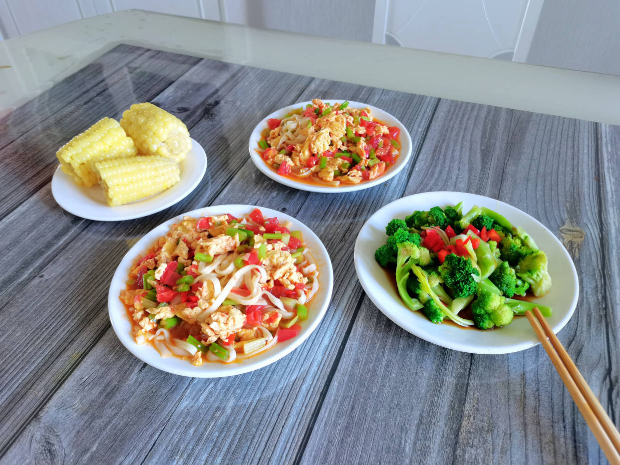 蔬菜|?晒?西北工薪家庭的5天早餐,花钱不多吃得香,看看有你喜欢的吗?