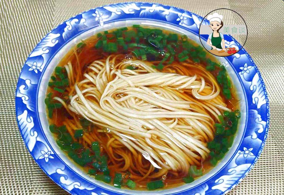 面汤|早餐我做了一碗早餐面,味鲜爽口,一煮一兑3分钟就上桌,吃嗨了