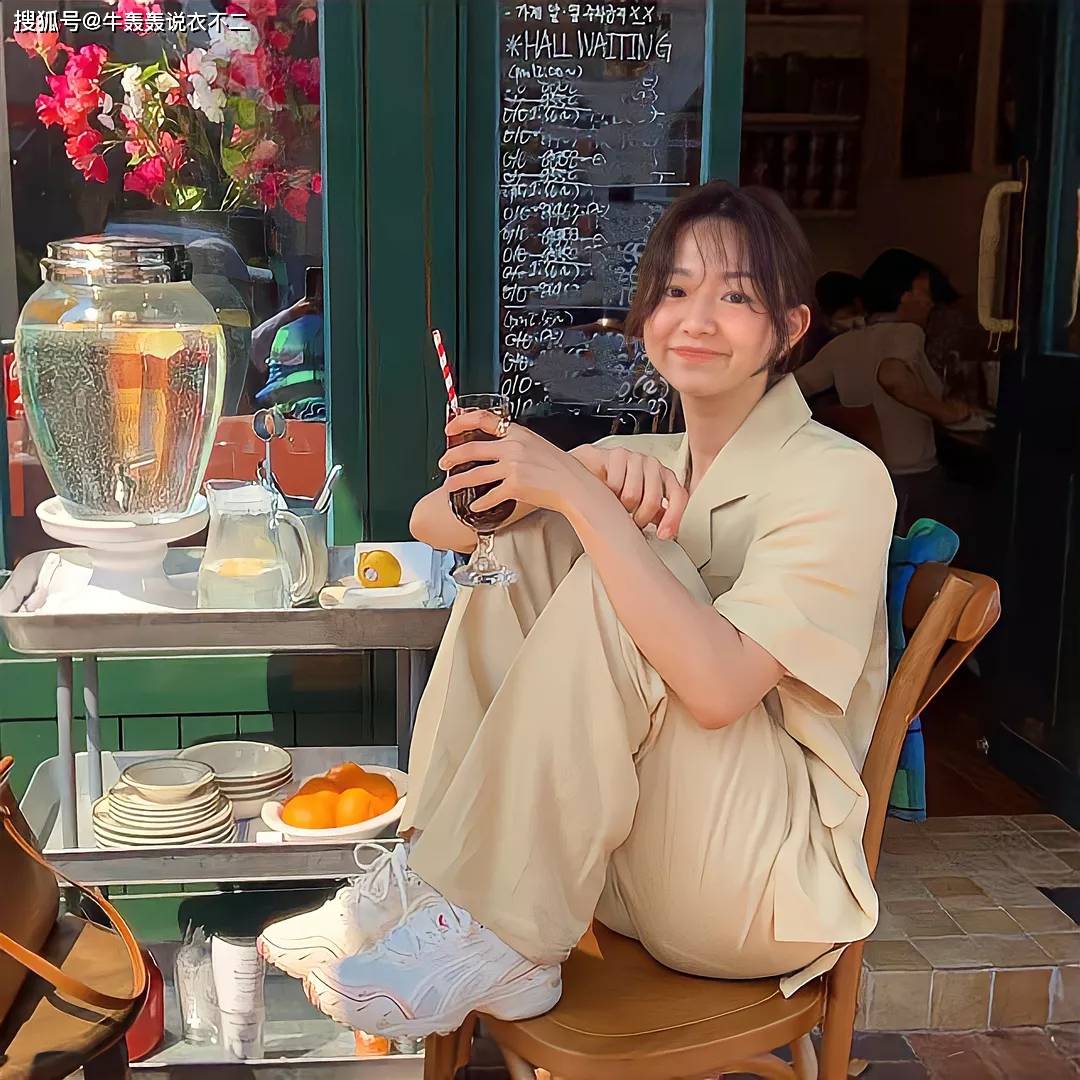姐妹|小个子博主并不是“完美身材”，依旧好看显气质！关键在于单品选得好