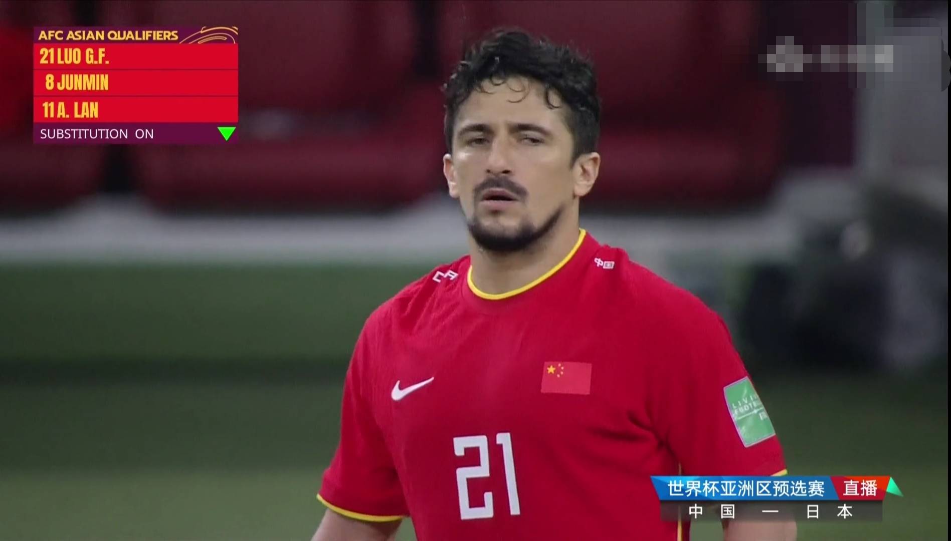 四归化首次同场竞技,国足0-1日本,李铁:中国队就该中国人做主教练!