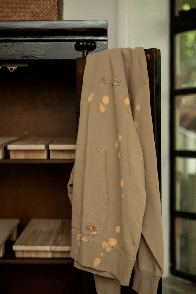 品牌|被Supreme曝光的Dickies，新联名已刷爆朋友圈/排队抢购，新合作款发售！