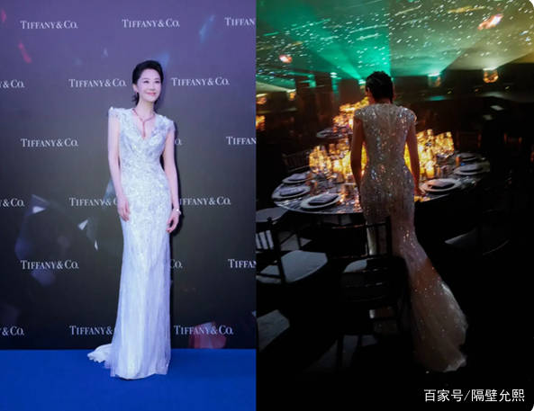 帆布鞋|52岁许晴穿豹纹上衣亮相，生活还是大大咧咧的，奔跑起来像花豹