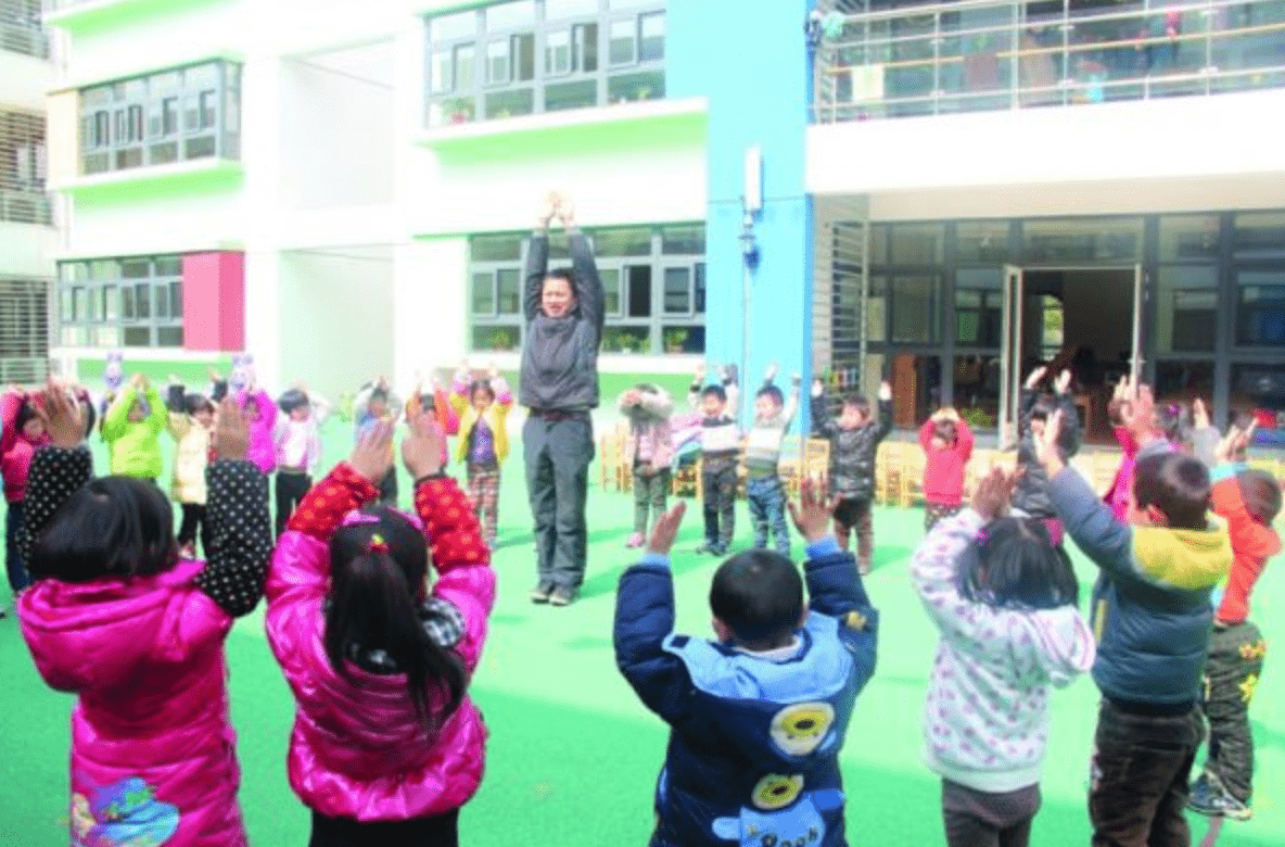 进行|一种“冷暴力”在幼儿园横行，孩子承受不住，家长却浑然所知原因