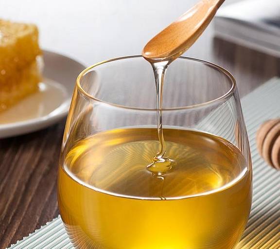 症状|肝脏有了问题，身体会出现这6个症状，发现1个就最好去检查下