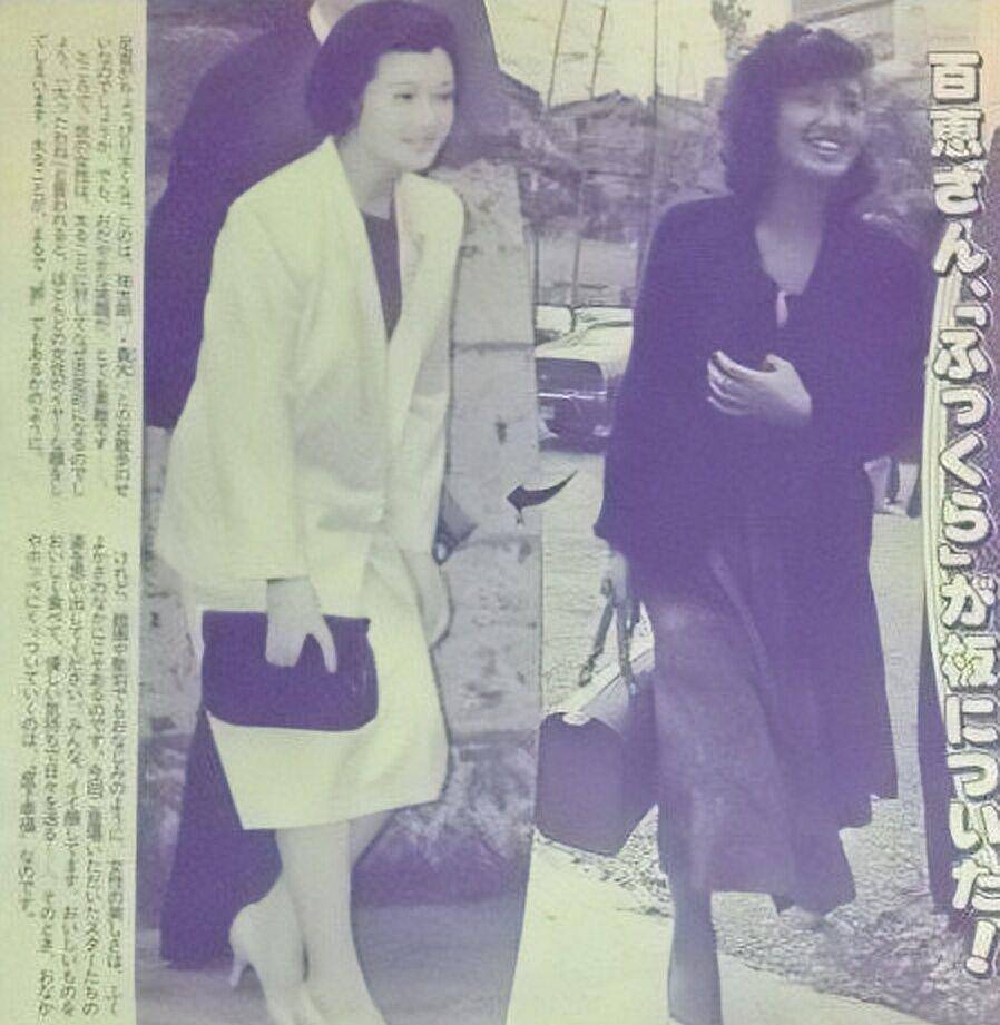 细节|带娃时的山口百惠也是洋气人，微胖时穿裙子，美的贤淑清丽