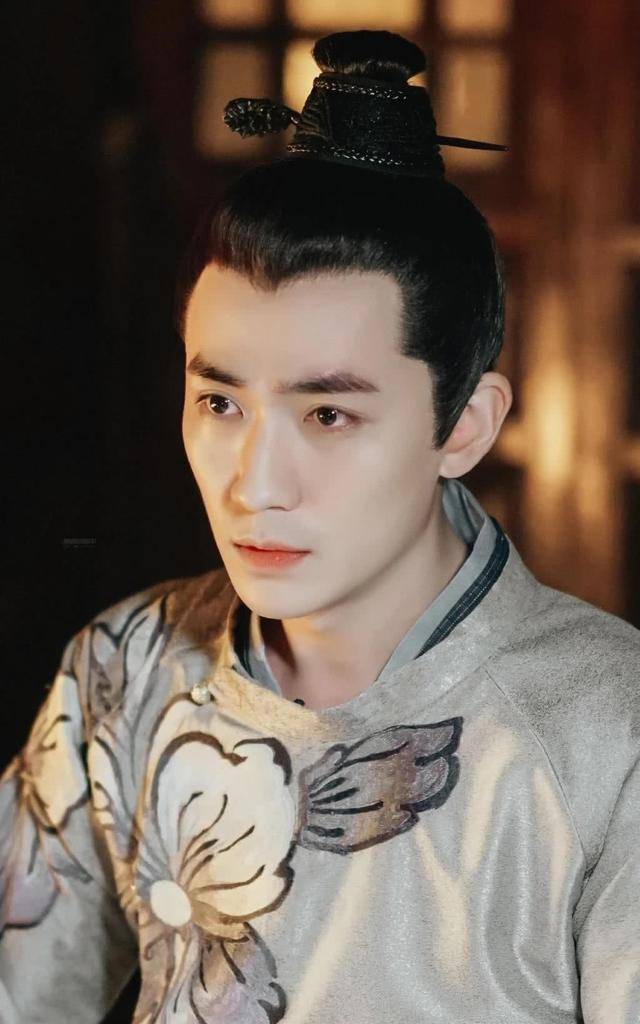 古偶剧"天涯四美"之后颜值下跌,80后转型,90后龚俊陈星旭惊艳_古装