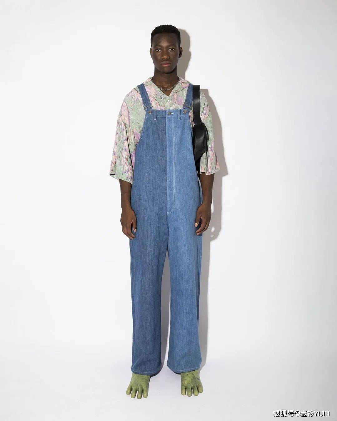 设计|新锐设计师|靠怪兽五指鞋出圈的服装设计师宝藏品牌