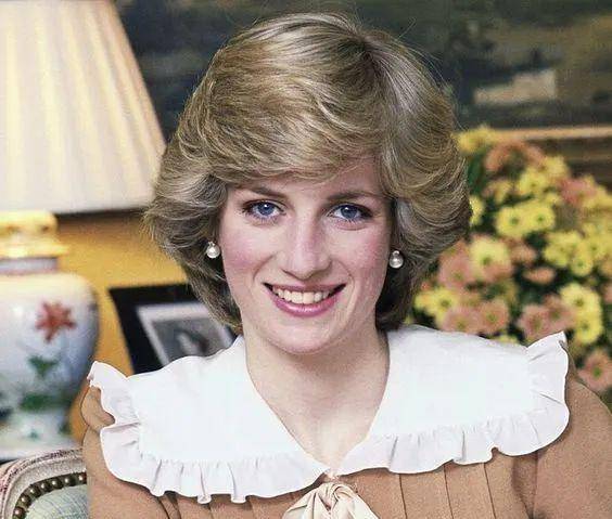 杨玲|如何复刻《乔家的儿女》的九十年代时髦？