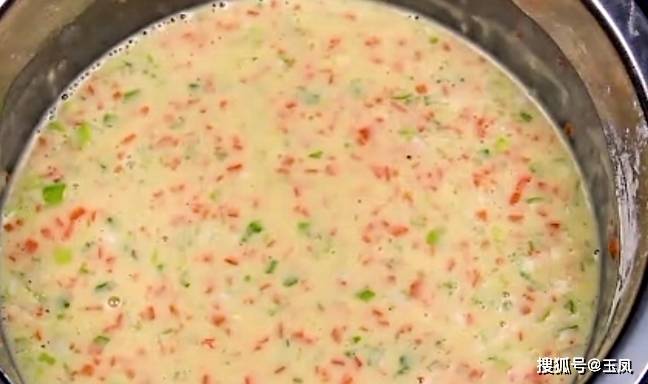 做法|做鸡蛋饼时，只要加点它，不仅鸡蛋饼又香又软而且十分钟就端上桌