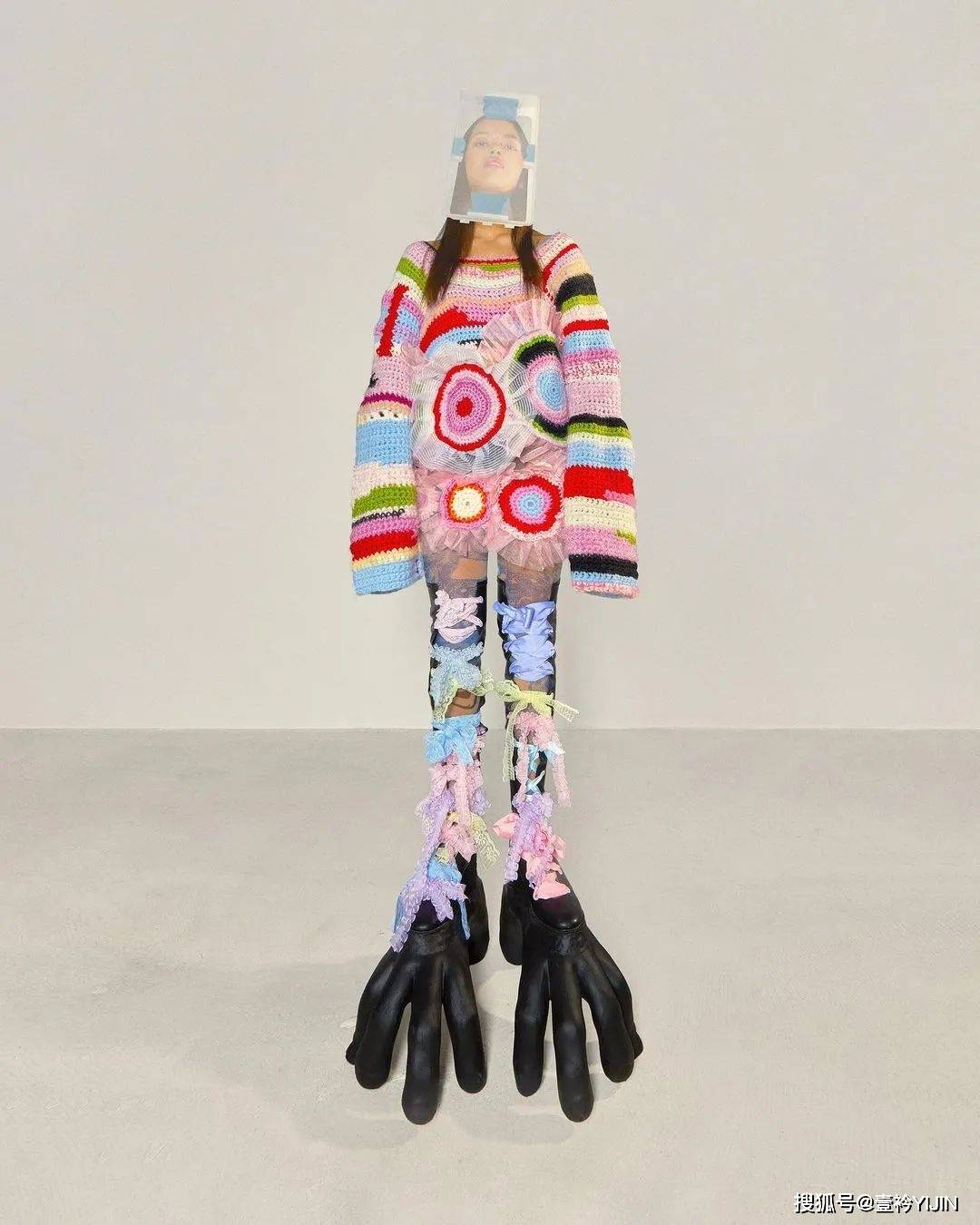 设计|新锐设计师｜靠怪兽五指鞋出圈的服装设计师宝藏品牌