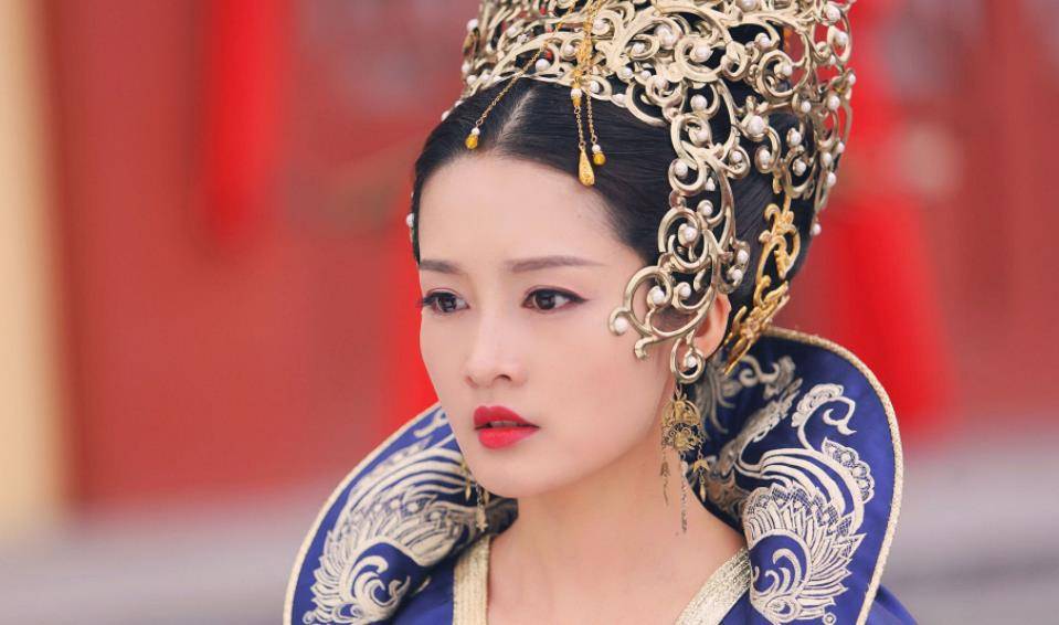 汪曼春|4版公认的“坏女人”，哪一个惊艳到了你？