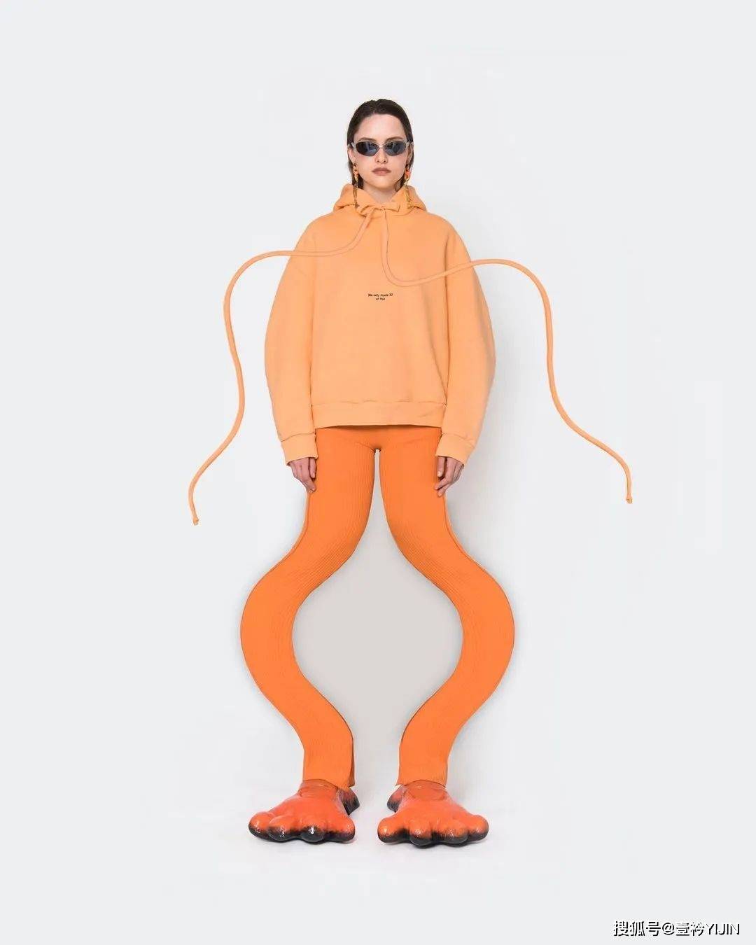 设计|新锐设计师|靠怪兽五指鞋出圈的服装设计师宝藏品牌