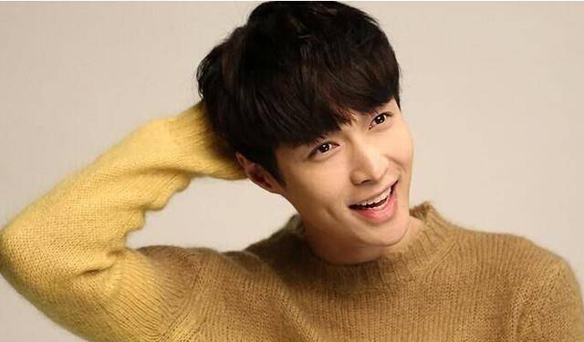 扮演者|《扫黑风暴》流量小生张艺兴一身孤勇饰林浩，成了谁的意难平