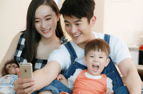 嘲讽|二胎妈妈给孩子买蛋糕边角料，遭众人嘲讽，养不起为什么要生