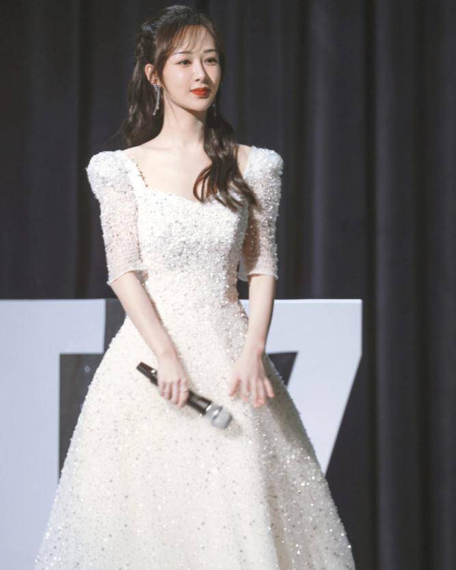 新娘|这18位女星的婚纱照太美了,都说女人最美是出嫁时,果然诚不欺我