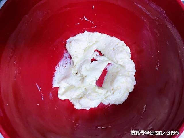 dd|电饭煲做出蓬松dd蛋糕，方法是关键，很多人做错，难怪像大饼大