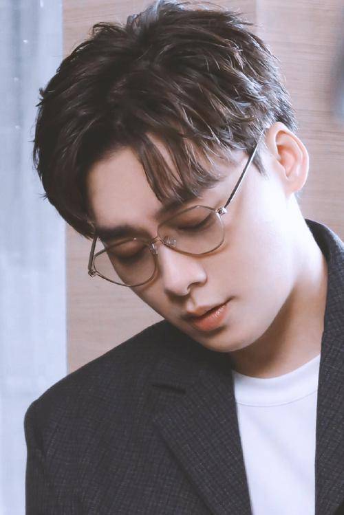 宝藏|李易峰怎么可以这么帅呢，穿搭也很好看，真是人间宝藏啊