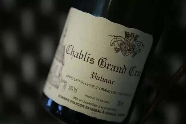 年份|欢乐少年派试镜教你分辨葡萄酒年份和区别