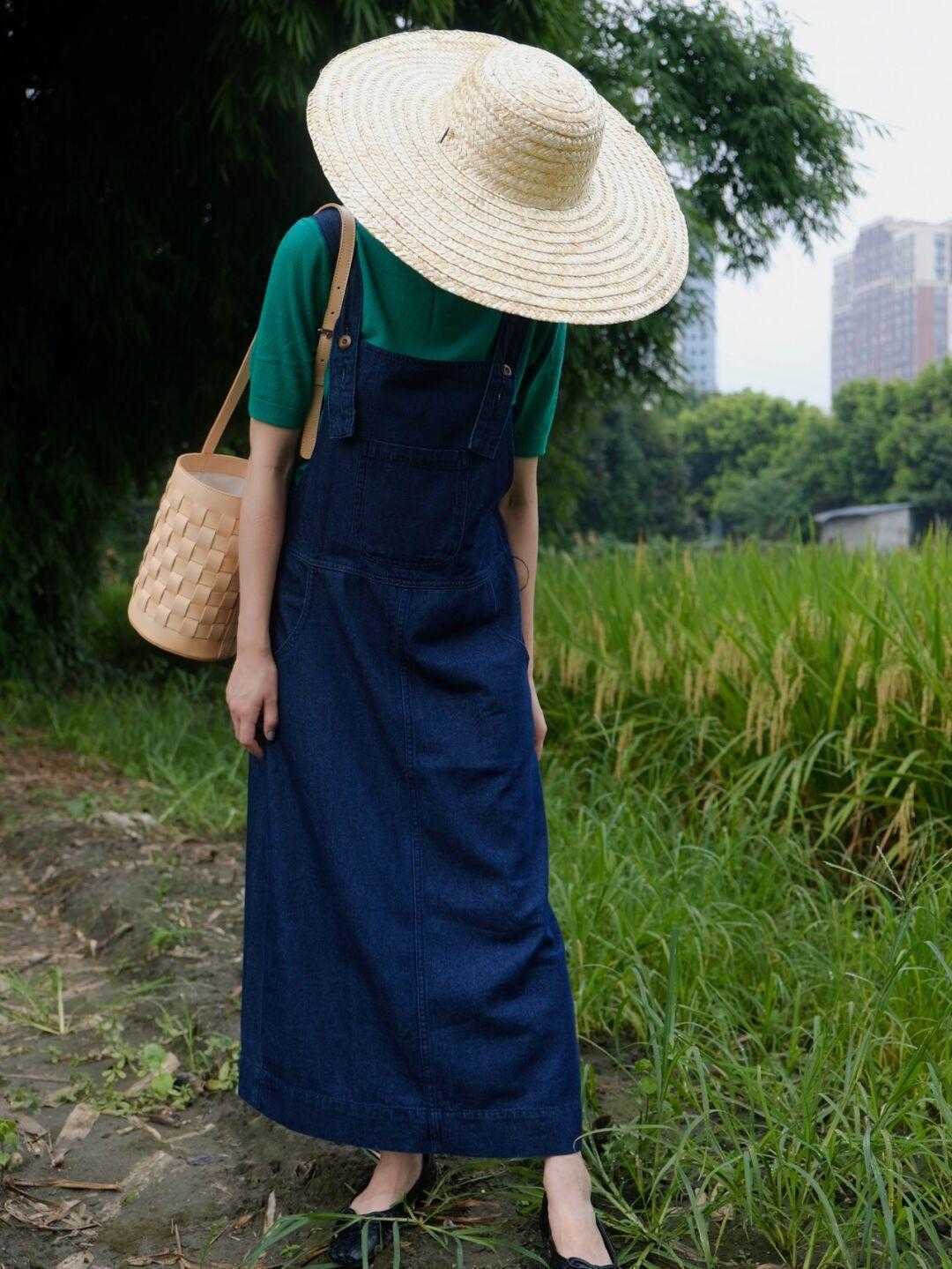 黑色|秋季穿不出时尚感？看看这几组穿搭方式，简约温柔还不挑人