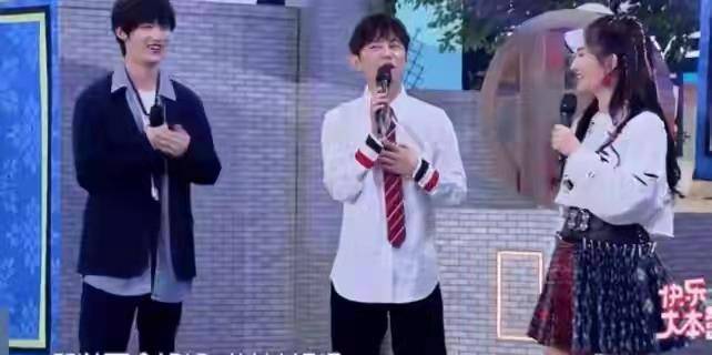 名字|谢娜官宣升为5口之家,不过算二胎还是三胎?网友都充满了疑惑