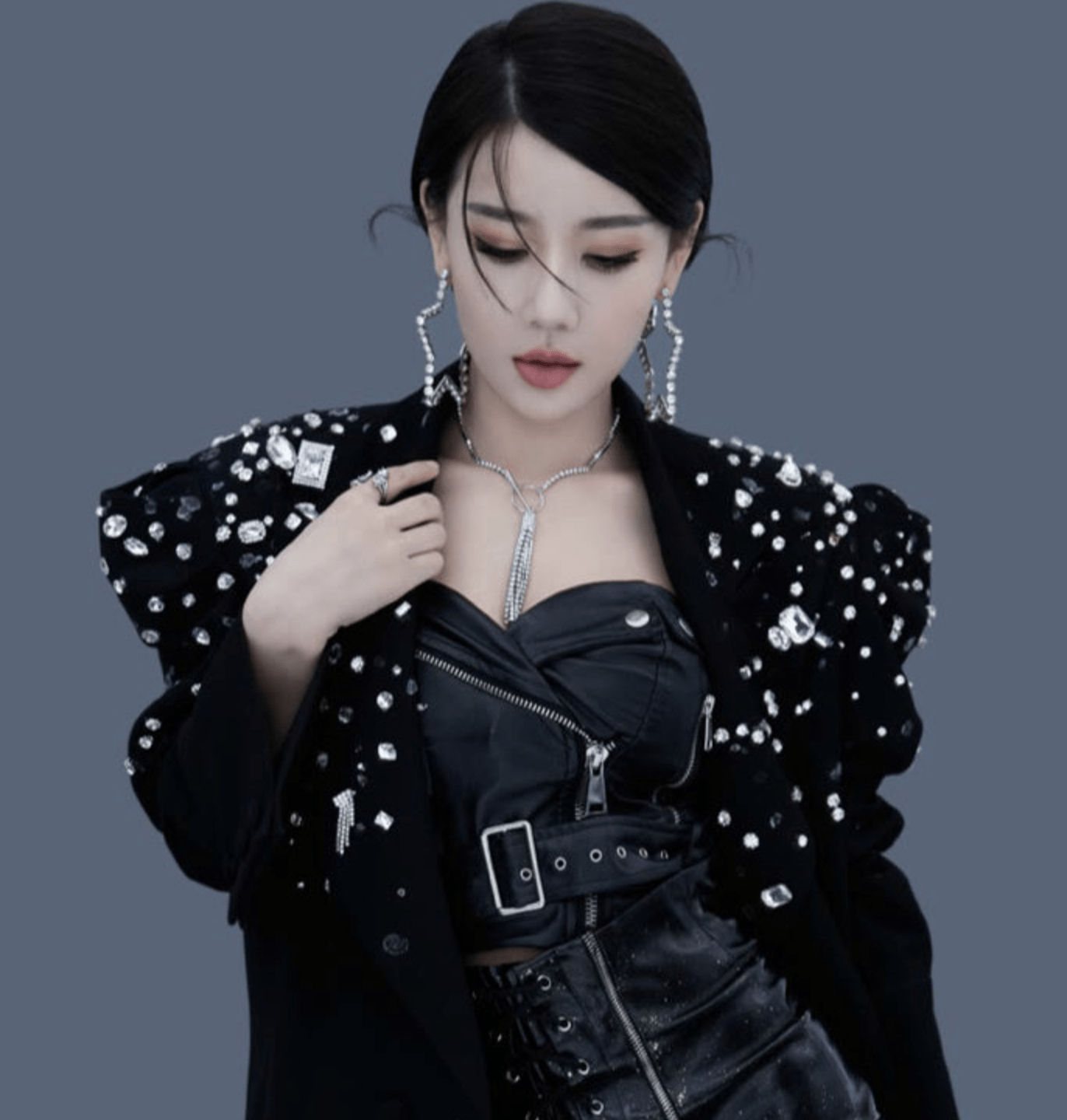 天下没有不散的宴席安九宣布离开辛选感谢老东家的培养和帮助