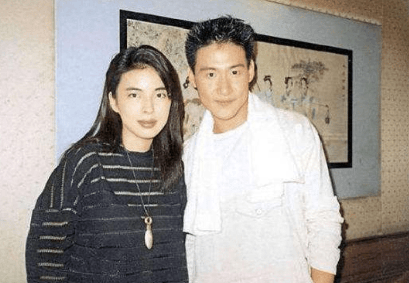 娱乐圈最不配结婚的人 曾经喝多了 赌多了 却爱了老婆35年