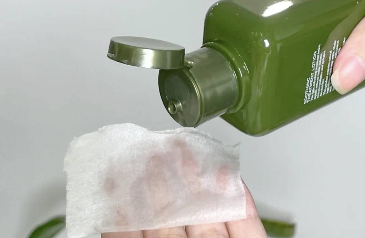 因为|对付痘痘就得少而精！