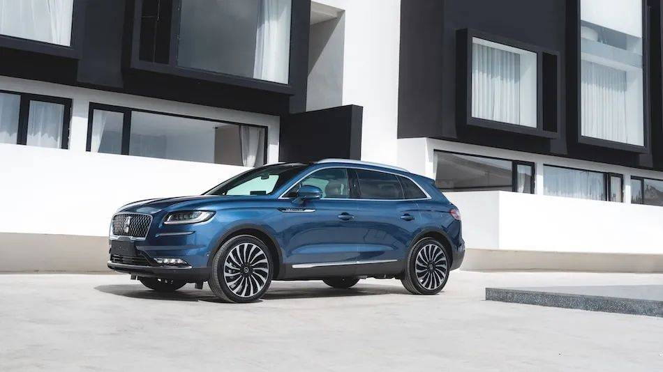 4056459264294e1b981c586d2b43ce38.jpeg