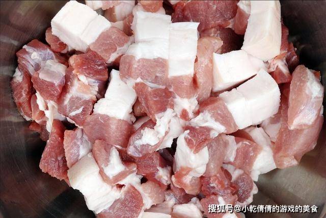 做红烧肉最忌放2种调 50e0d679b96143c0a371cd4ed6347f4b.jpeg