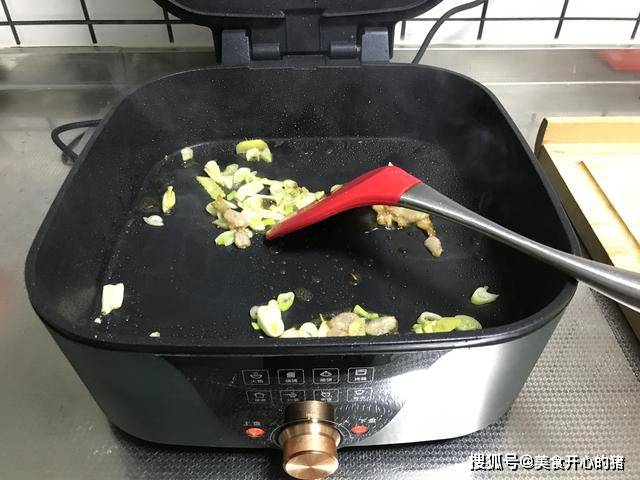 93d90163eed34a9c8c2b4e70e4e3794e.jpeg