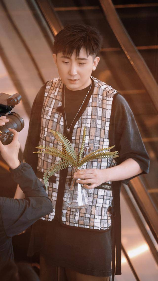 小剧场|德云社又停业,不过这次郭麒麟再也不用一个人撑了!