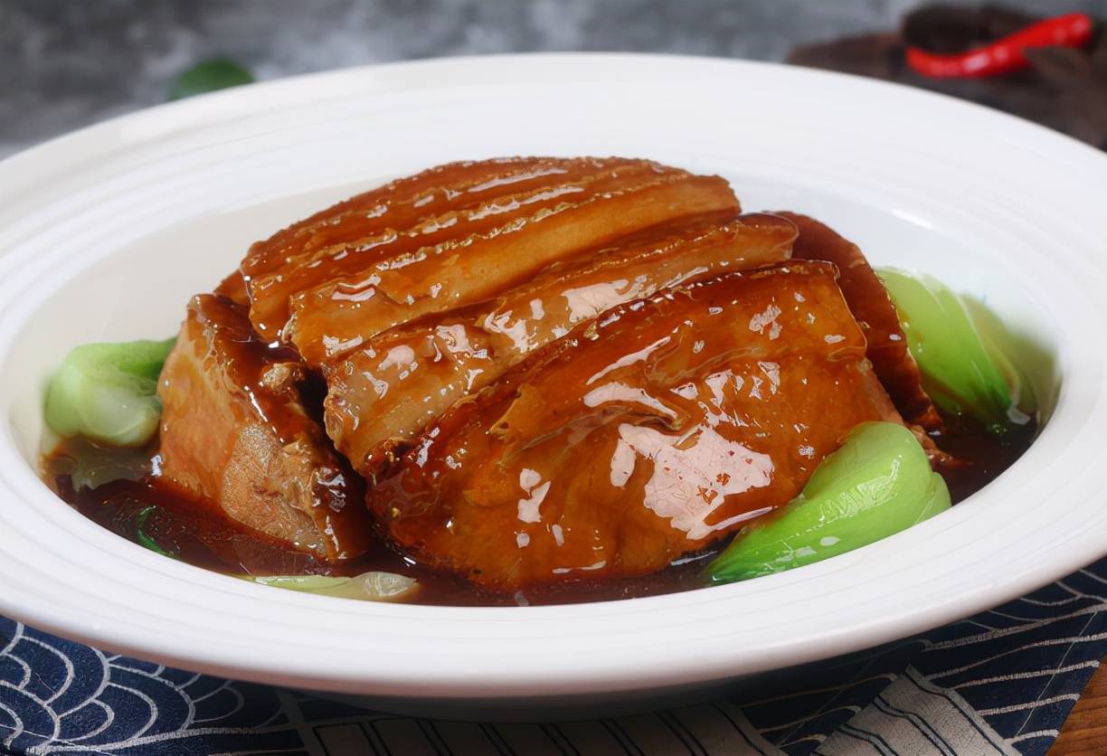 生活|再次提醒高血压人群：3物不断“往嘴送”，吃再多降压药也是无用功