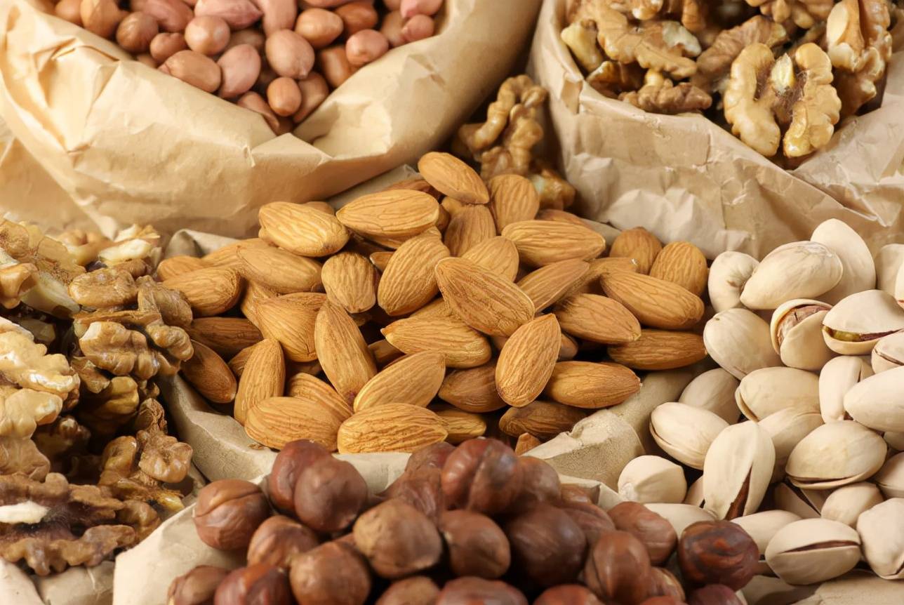 控制|想要把血糖控制在5.6以下,专家告诉你诀窍:日常牢记“2忌3宜”