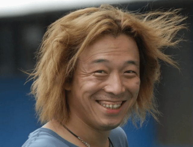 疯狂的石头电影完整版的视频 418fc4e3788744599533954e3d9e037c.png