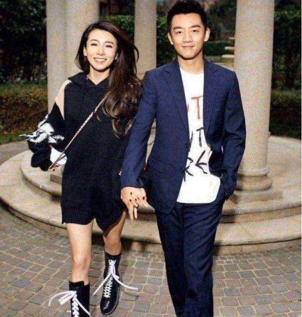 苗苗郑恺同框照片 615f1ccef20f460babbf40786c9ab07e.jpeg