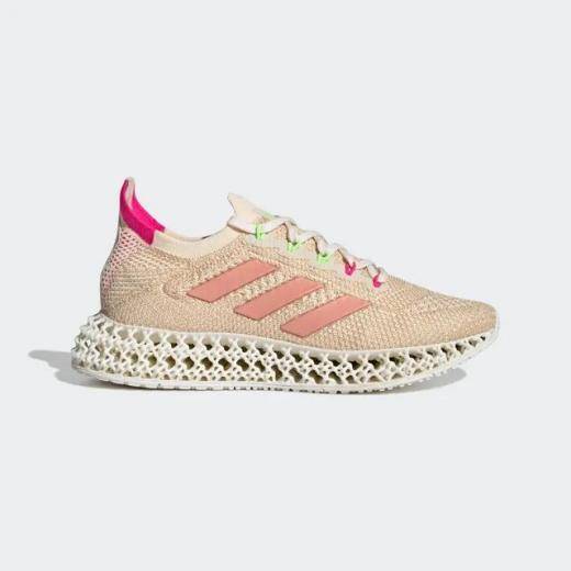 科技|adidas4D跑鞋性能出众，带来更多“推进力”