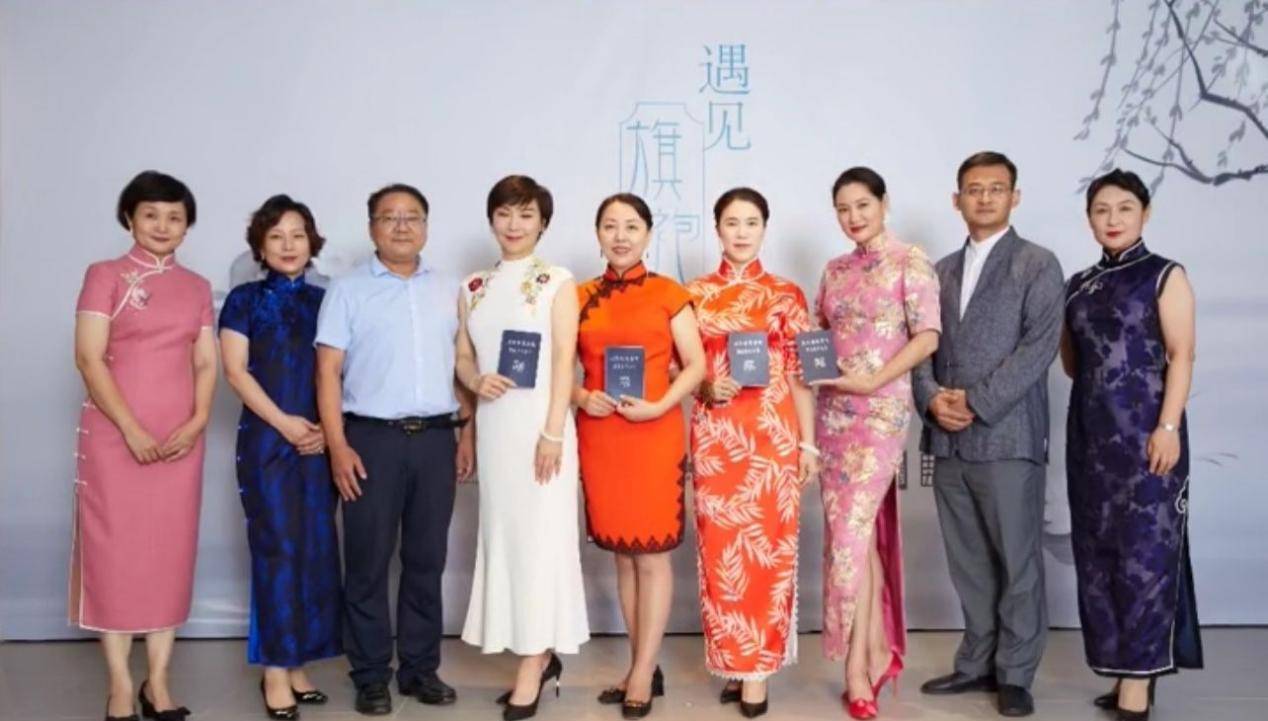 东方|奥运冠军王楠退役后大变样!罕见旗袍穿出东方韵味,变化大更女人