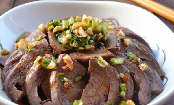 猪心都能怎么吃 8b2a5b38ea9d4c98abd13fb2dd3f7a1a.jpeg