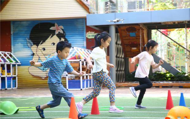 什么|幼儿园已经开始放假，家长可以培养孩子好习惯，开学就能看出差距