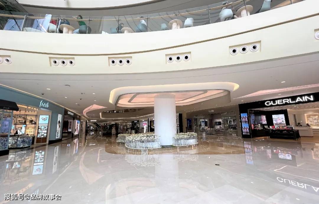 品牌|45个高端美妆品牌在国内开了5000余家门店，都开在了哪里？