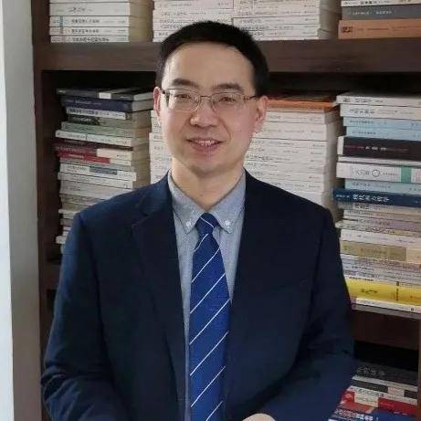 预测|英国两院院士领衔，中外专家畅谈AI药物发现（上）