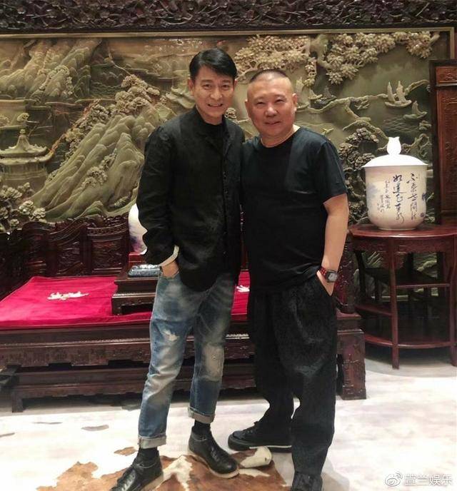 小剧场|德云社又停业，不过这次郭麒麟再也不用一个人撑了！