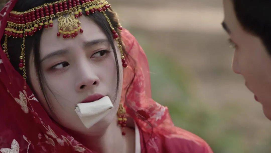 永久|四千年美女，连演技都是「半永久」的