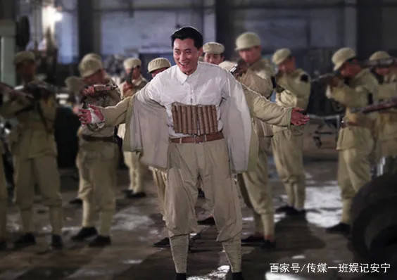 角色|李冰冰任泉同届,最为埋没的上戏帅哥,50岁“千面小生”发福了