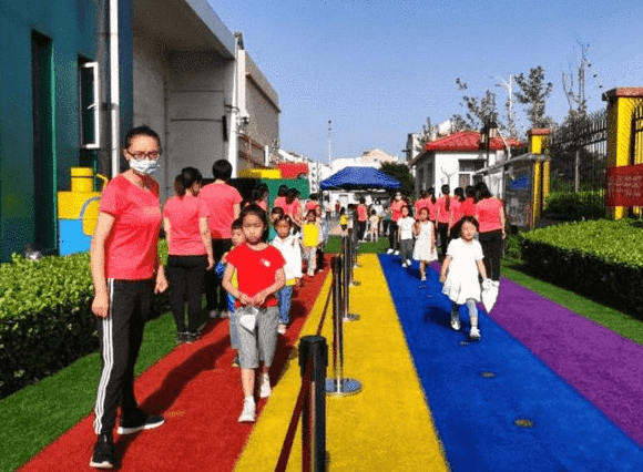 办学|幼儿园“一孩难求”，多地幼儿园招生“遇冷”，民办也不香了