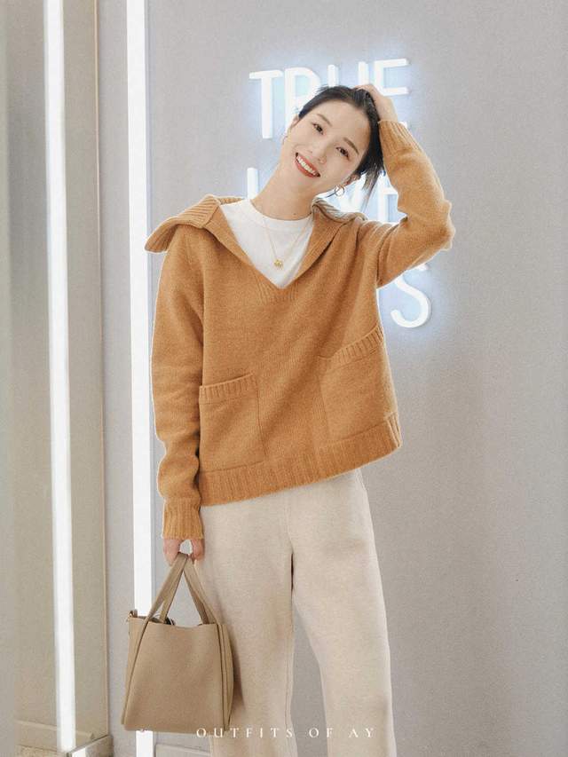 颜色|秋天怎么能少了大地色的衣服呢？大衣配格子半身裙，高级又洋气