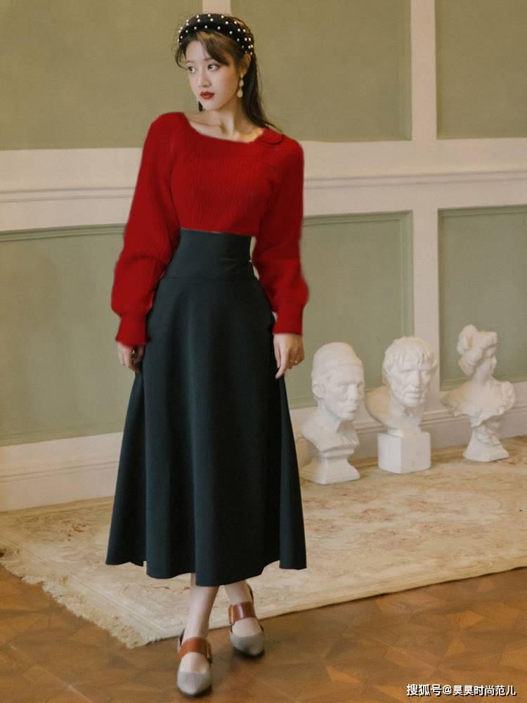 色调|今年秋天的时尚穿搭，温柔舒适的毛衣搭配半身裙，减龄又显气质