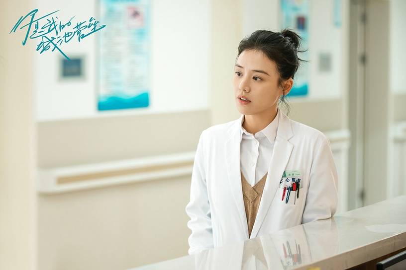 景甜|2021更胜原著小说女主TOP 10！景甜、白鹿上榜，迪丽热巴「晶晶」比小说更可爱