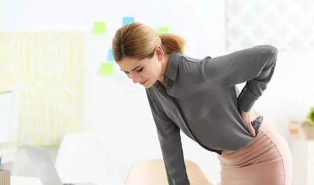 月子|九成宝妈产后腰疼，元凶多半是月子期几个坏习惯，三招教你躲过它