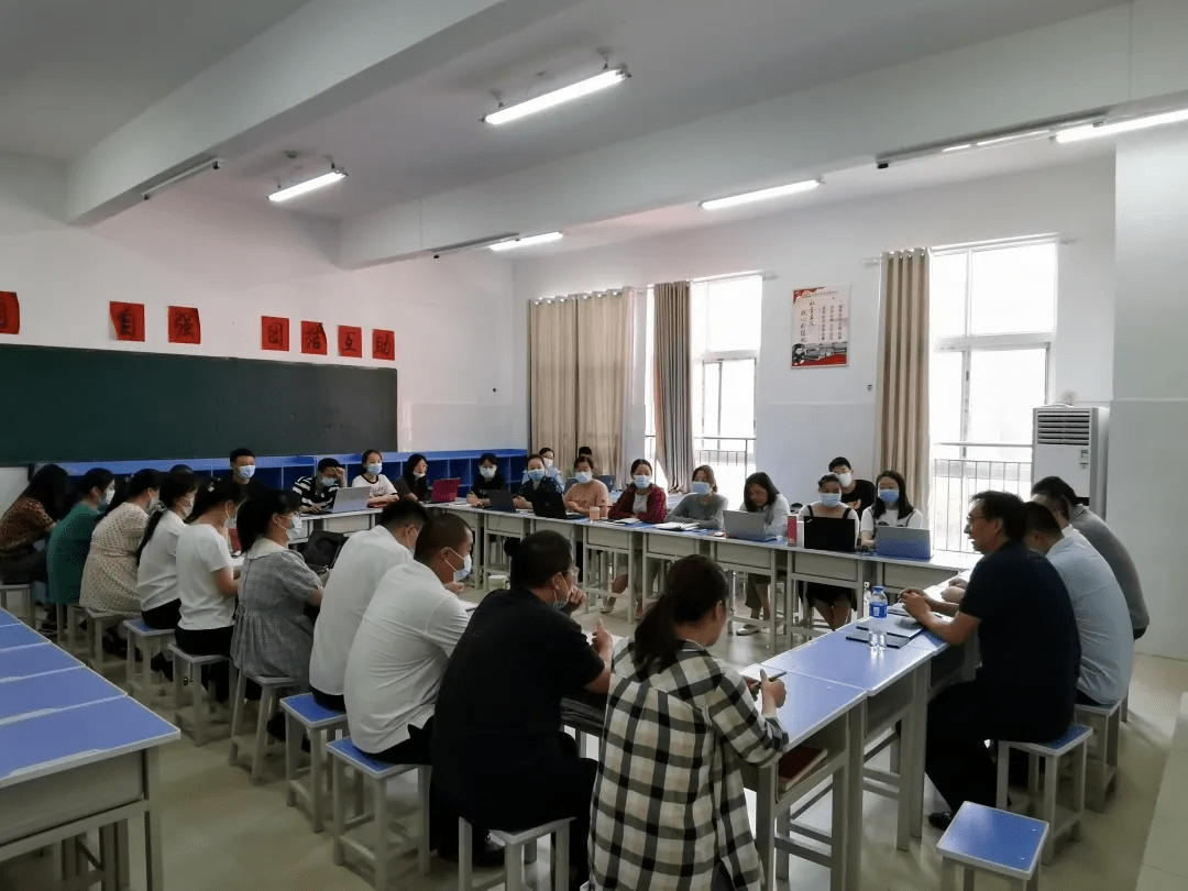 课堂|林肯国际学校开启混合式学习探索，十二学系统推动信息化课改落地